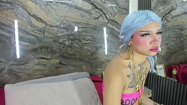 Roxy-Sweett webcam