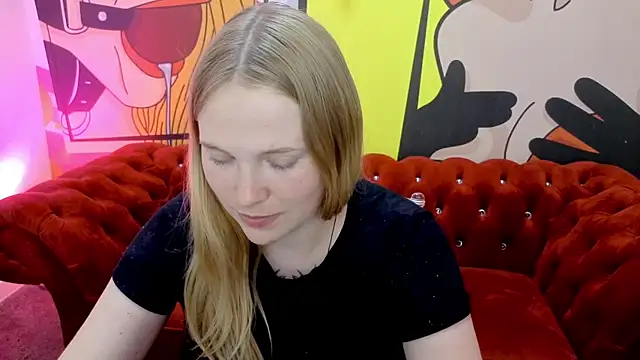 NikkyReyyy webcam
