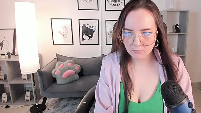 TiffanysGlow webcam