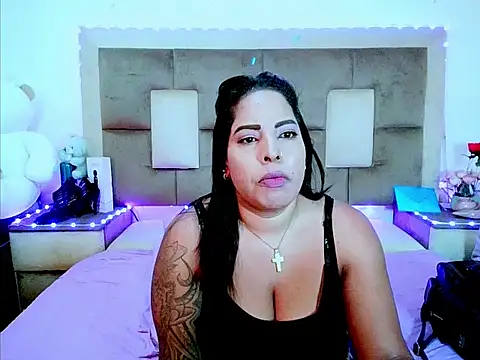 indiantopaz694u live cam on StripChat