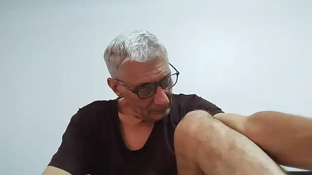 BIGUNCUTHARDCOCK webcam