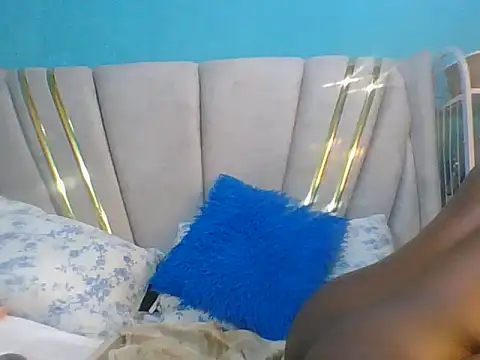 Pretty_Tiana webcam
