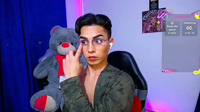 OwenBluee webcam