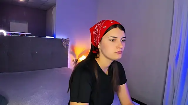 Laura_Leee webcam