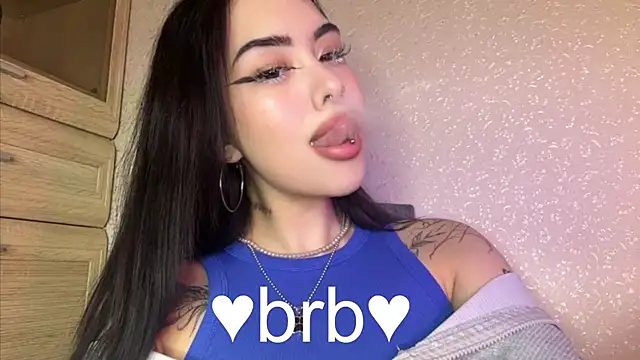 baby__kim webcam