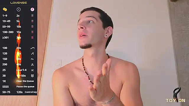 isaacblaze_ webcam