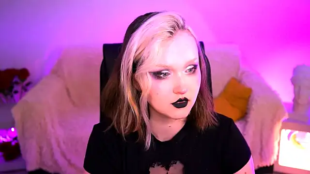ViolettWoods webcam