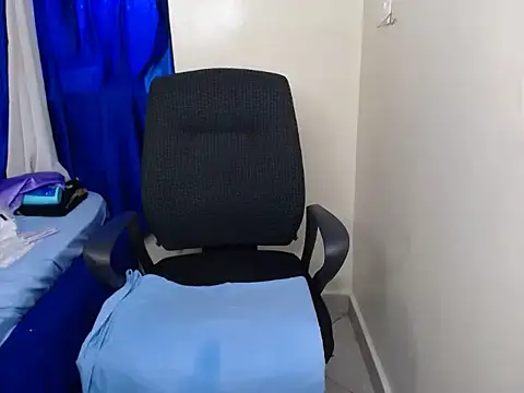 KittyKissess02 webcam
