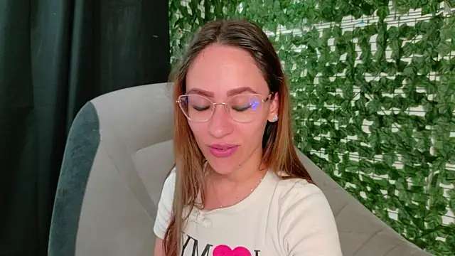 Nicole_Bliss webcam
