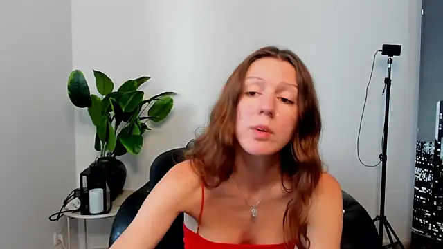 Lunaa_x44 webcam