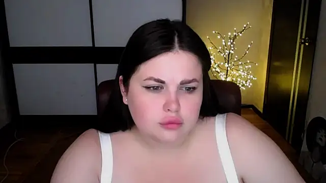 Emily_Mo webcam