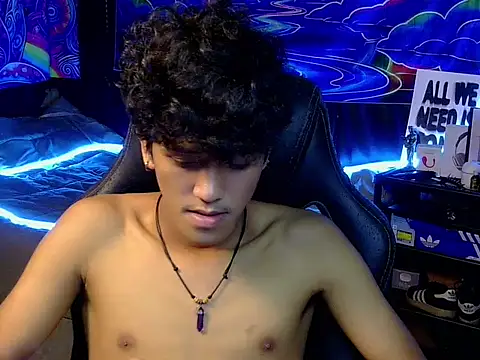 hugekenbigcock webcam