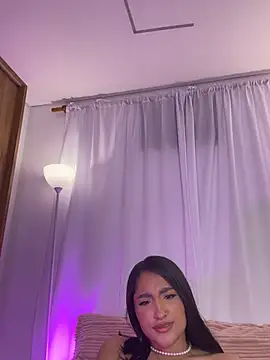 Aishapeyton_ webcam