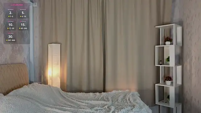 MaganLiebross live cam on StripChat
