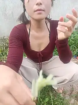 Linda-yiyi webcam