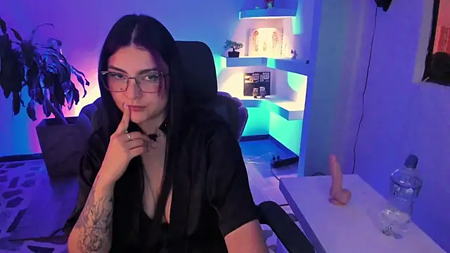 TifanyWhite_ webcam