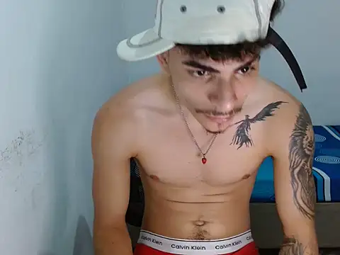 Arzu_08 webcam