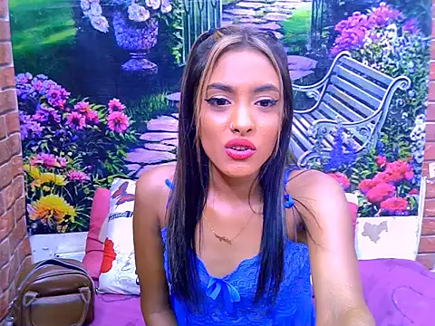 IndianPretty14u2Luv webcam
