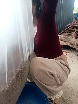Linda-yiyi webcam
