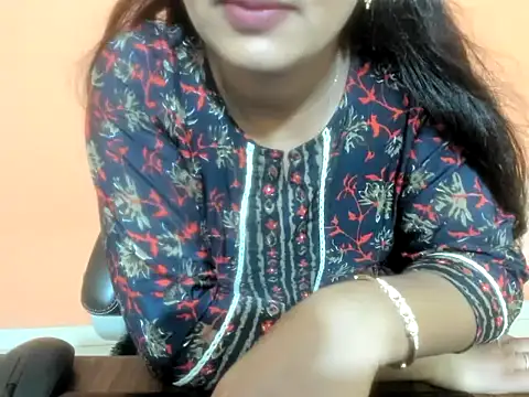 Kudi_Kiyara webcam