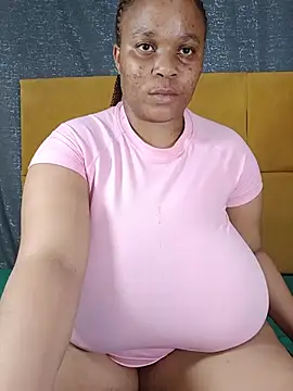 hugetitisxx