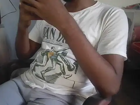 Tinku_1324 webcam