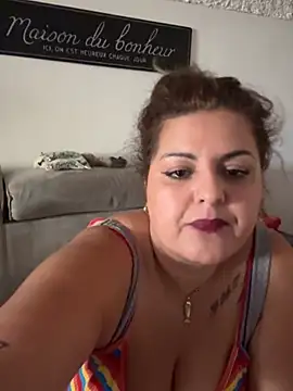 Velvetshadow_48 webcam