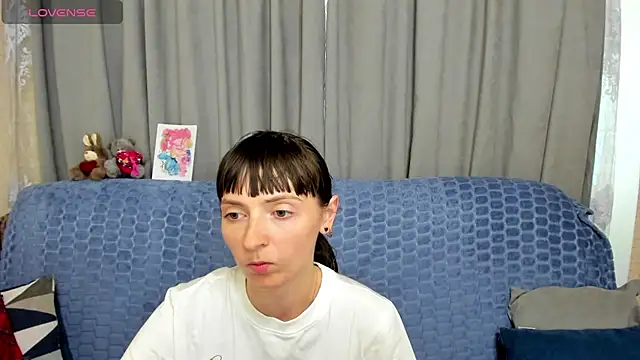TayanaJons webcam