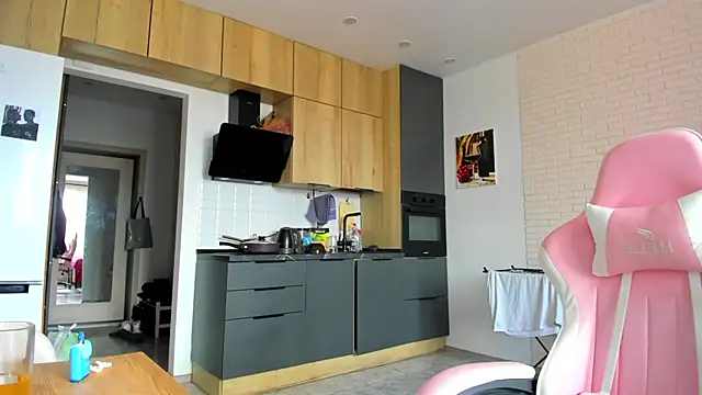 _Alice_Kitty webcam