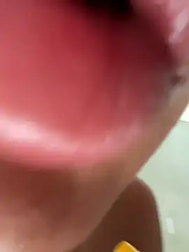 VickyM99 webcam