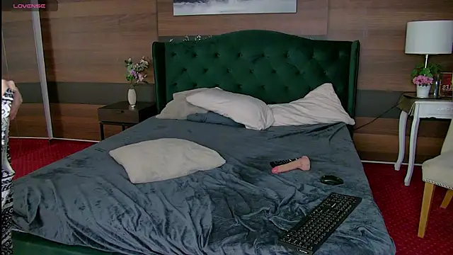 AlyceBeau webcam