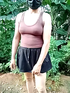 Bella-lynlyn webcam