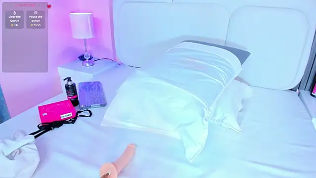 lia_sucker - Lia_sucker's free webcam