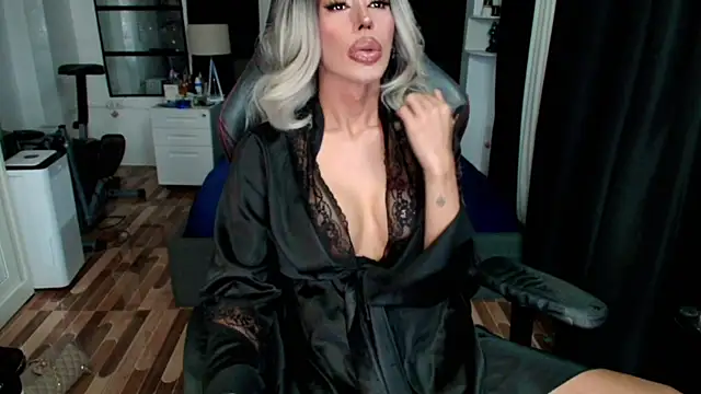 Forever_MissCandace webcam