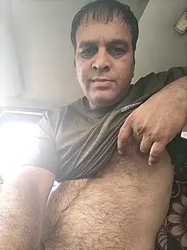 indiandesivillegeboy webcam