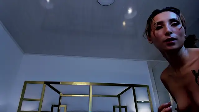 VivieneLuxe webcam