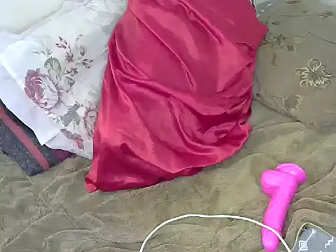 brownfinegirl22 webcam