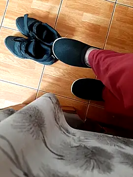 feet_toes webcam