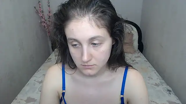 Holliy_Cooper webcam