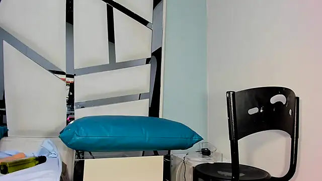 Violett_Bliss live cam on StripChat