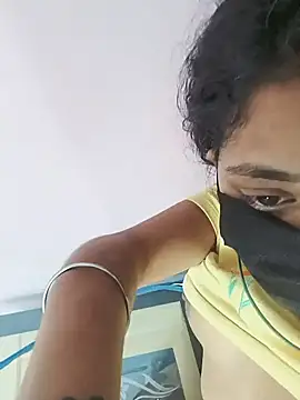 PallaviRathoreLive
