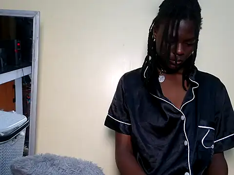 blackdiva_ live cam on StripChat
