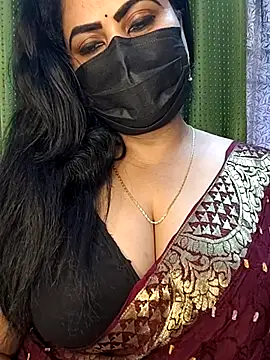 Anushka_flower live cam on StripChat