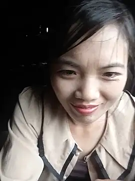 ngan-cute webcam