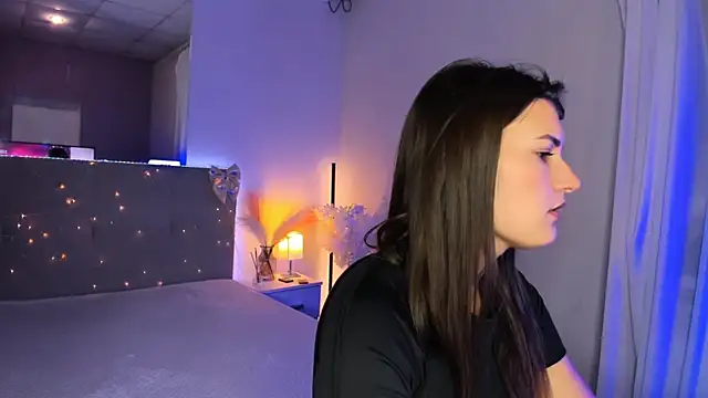 Laura_Leee webcam