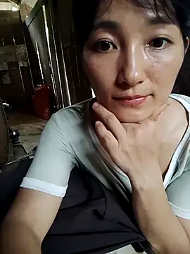 Asami_6868 webcam