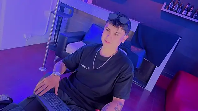 angel_still_ webcam
