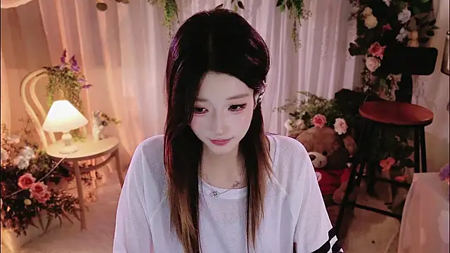 LuLu-007 webcam