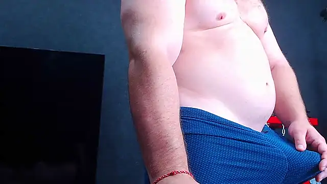 muscularjohnforuX webcam