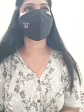 shivani27 webcam